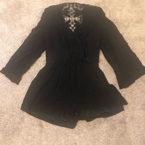 Short Francesca’s Black Lace Detail Romper